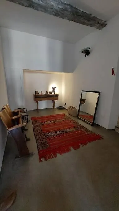 Maison Hugo Florence Italy